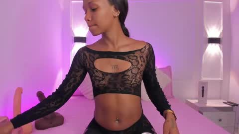   online show from April 2026 04:08:02 AM