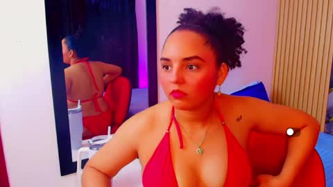 Snapshot of sol__latina chatting on May 2026 02:02:01 PM Sol Latiana online show from May 2026 02:02:01 PM
