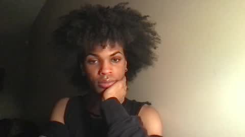 SolaceEve online show from November 2025 01:28:02 AM