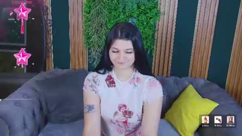 Snapshot of solazolaa chatting on June 2026 01:52:01 AM Sonya online show from June 2026 01:52:01 AM