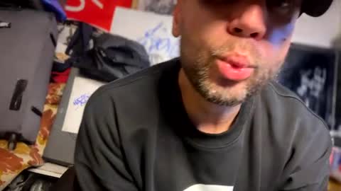 Snapshot of son_e_blacc chatting on June 2026 03:25:02 PM Soni online show from June 2026 03:25:02 PM