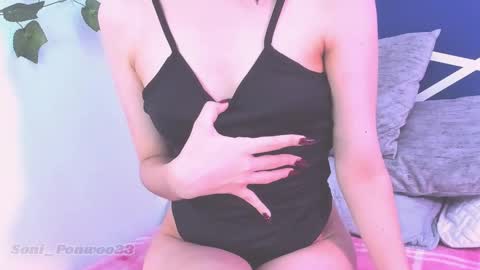 Snapshot of soni_ponwoo23 chatting on November 2025 04:00:01 PM Soniiiiii online show from November 2025 04:00:01 PM