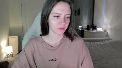 sonia_moon_ online show from October 2025 02:32:01 AM