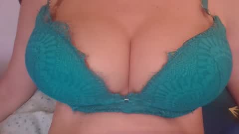 Sonnya online show from November 2025 11:53:02 AM