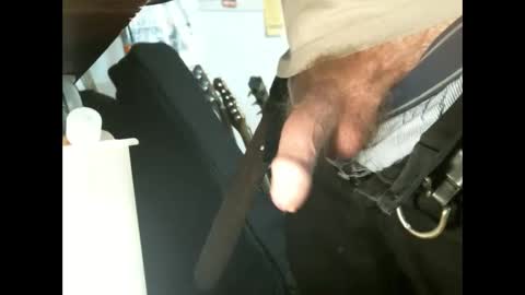 BruceWilly online show from November 2025 07:46:02 PM