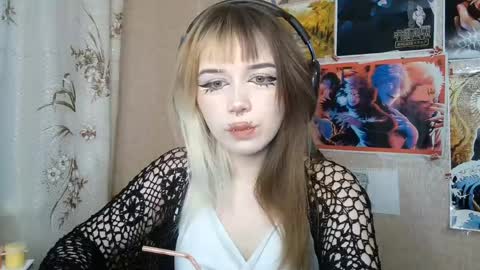 Snapshot of sonwosick chatting on May 2026 04:13:02 PM Mila online show from May 2026 04:13:02 PM