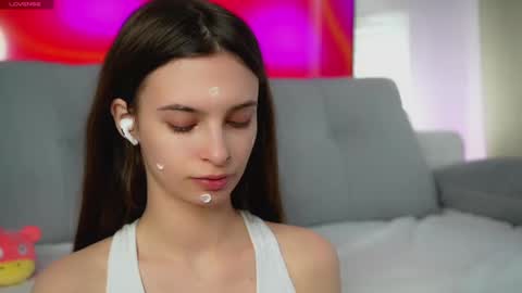 Eva 3 online show from March 2025 08:21:02 AM