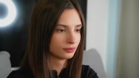 Eva 3 online show from September 2025 09:13:02 AM