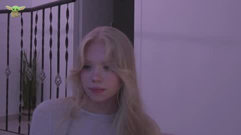 Snapshot of sonyaplush chatting on December 2024 07:31:02 PM Sonya  Instagram   Twitter sonyaplushgirl  OnlyFans sonyaplush online show from December 2024 07:31:02 PM