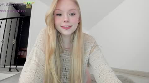Snapshot of sonyaplush chatting on February 2025 05:23:02 PM Sonya  Instagram   Twitter sonyaplushgirl  OnlyFans sonyaplush online show from February 2025 05:23:02 PM