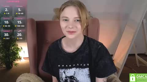 Snapshot of sookonstellita chatting on May 2026 01:00:01 AM Litta online show from May 2026 01:00:01 AM