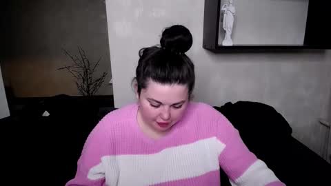 sophia__olsen online show from November 2025 06:58:01 AM