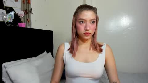Snapshot of sophia_arevalo_ chatting on May 2026 03:03:02 AM Sophia online show from May 2026 03:03:02 AM