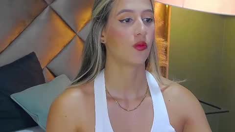 Sofia online show from September 2025 01:55:01 PM