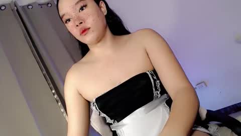 sophia_walker18 online show from April 2026 09:41:02 AM