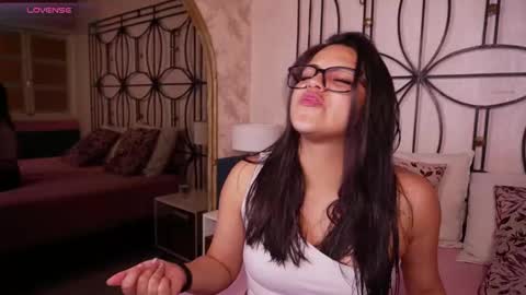 Sofi online show from December 2025 11:19:01 AM