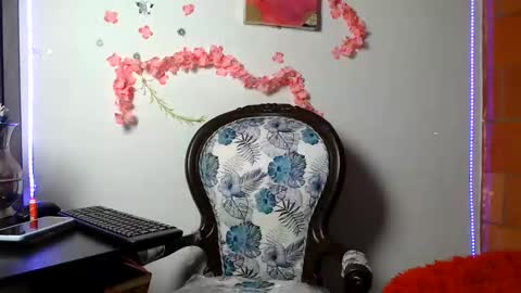 Snapshot of sophiadazza666 chatting on October 2025 10:11:01 PM sophia online show from October 2025 10:11:01 PM