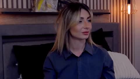 Sophia Lace online show from May 2026 03:59:01 AM