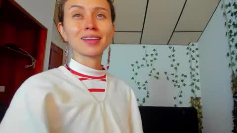 sophiamiller6 online show from March 2026 12:21:01 PM