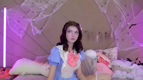 SophiaProve online show from November 2025 04:58:02 AM