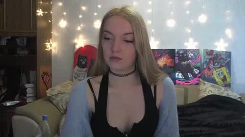 SophiaSonata online show from February 2025 01:32:01 PM