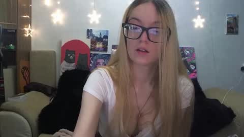 SophiaSonata online show from September 2025 07:49:01 PM