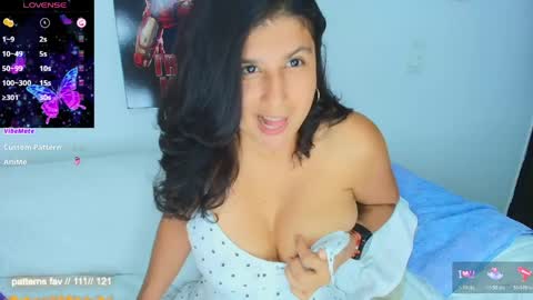 Snapshot of sophie__walker chatting on June 2026 08:01:01 PM Sophia online show from June 2026 08:01:01 PM