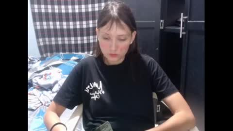 Snapshot of sophie_cutexx chatting on October 2025 05:21:02 AM sophie online show from October 2025 05:21:02 AM