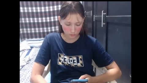 Snapshot of sophie_cutexx chatting on November 2025 06:35:01 AM sophie online show from November 2025 06:35:01 AM