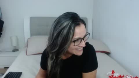 Snapshot of sophie_lopez1 chatting on July 2026 02:53:01 AM Sofa online show from July 2026 02:53:01 AM