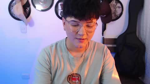 sophie_ross1 online show from April 2026 01:55:01 AM