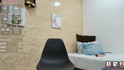 SOPHIE TYLER online show from April 2026 01:55:02 PM