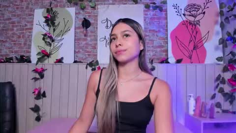 Sophie online show from March 2026 01:29:02 PM