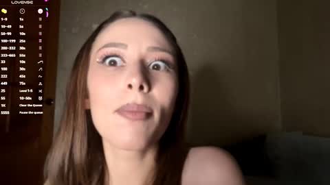 Snapshot of sophiedescoteaux chatting on October 2025 08:42:01 PM Mira online show from October 2025 08:42:01 PM