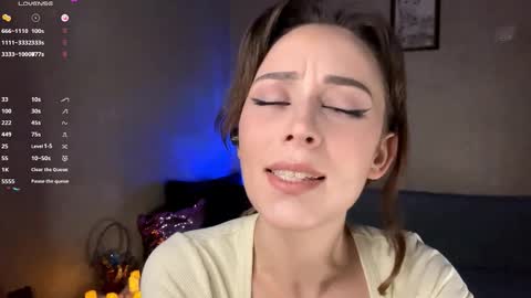 Snapshot of sophiedescoteaux chatting on November 2025 07:10:01 PM Mira online show from November 2025 07:10:01 PM