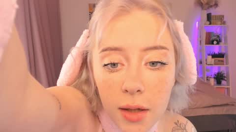 Sophie  online show from January 2025 02:22:02 AM