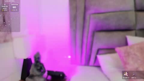 Sophie  online show from September 2025 10:53:02 AM