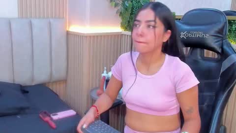 Sofa  online show from February 2026 07:06:02 PM