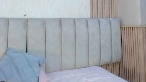 Sofa  online show from February 2026 04:29:01 PM