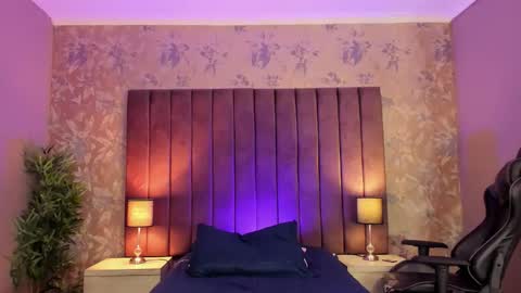 Sofa  online show from April 2026 01:19:01 PM