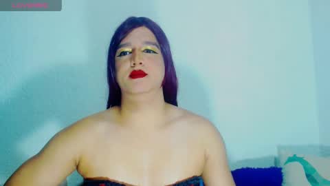 sophiehillsxo online show from May 2026 06:32:01 AM