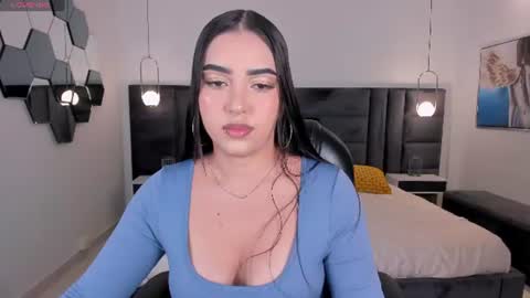 Sophie online show from July 2026 04:28:01 AM