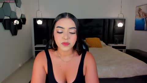 Sophie online show from August 2026 04:22:01 AM