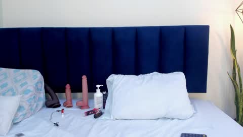 sophieturner_mg online show from April 2026 07:59:01 PM