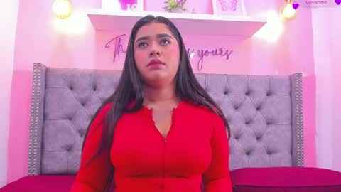 Sophii  online show from April 2026 07:26:02 PM