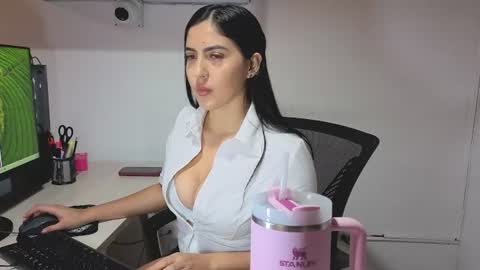 Snapshot of sophiie_blakee chatting on June 2026 12:32:02 AM Sophiee online show from June 2026 12:32:02 AM