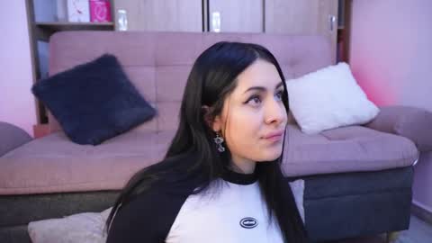 Sophiie online show from March 2026 04:15:02 AM