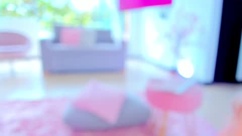 YULITZA online show from February 2025 04:33:01 PM