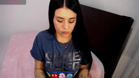 Sophy  online show from January 2026 10:58:02 PM