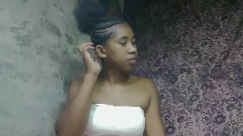 Snapshot of soriettezah chatting on February 2026 05:15:01 AM soriettezah online show from February 2026 05:15:01 AM